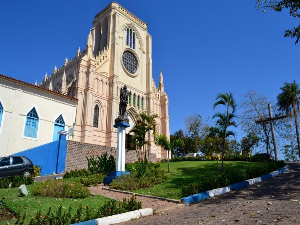 Hotel Pousada And Safari Cuiabá Extérieur photo